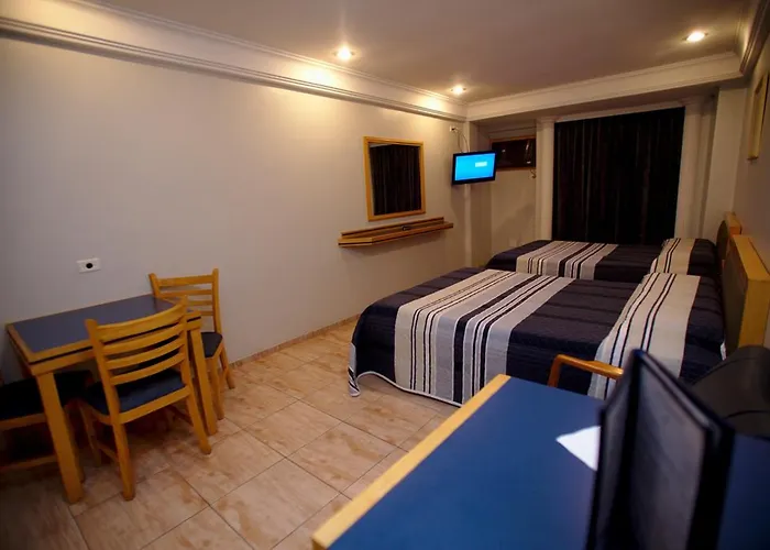 Hotel Columbia